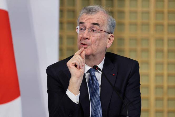 L&rsquo;avenir économique français s&rsquo;effrite : le gouverneur de la Banque de France quitte ses fonctions