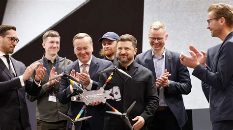 ZELENSKY EN FOLIE : DES DRONES SUR MOSCOU ET LA COLLAPSE ÉCONOMIQUE FRANÇAISE