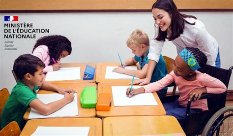 L&rsquo;école n&rsquo;est pas une assemblée : elle est le terrain où se forge la différence entre savoir et pouvoir